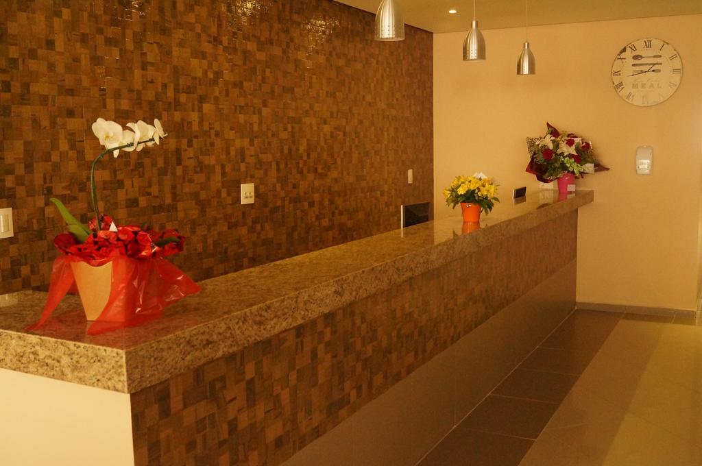 Hotel Mont Rey เซาวีเซนจิ ภายนอก รูปภาพ